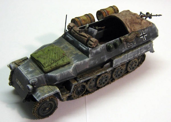 Hobby: Sd.Kfz 251/1 Halftracks - Warlord Games