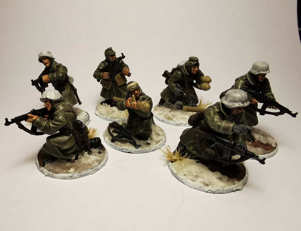 Showcase Winter Germans And Siberian Veterans Warlord Games 6048